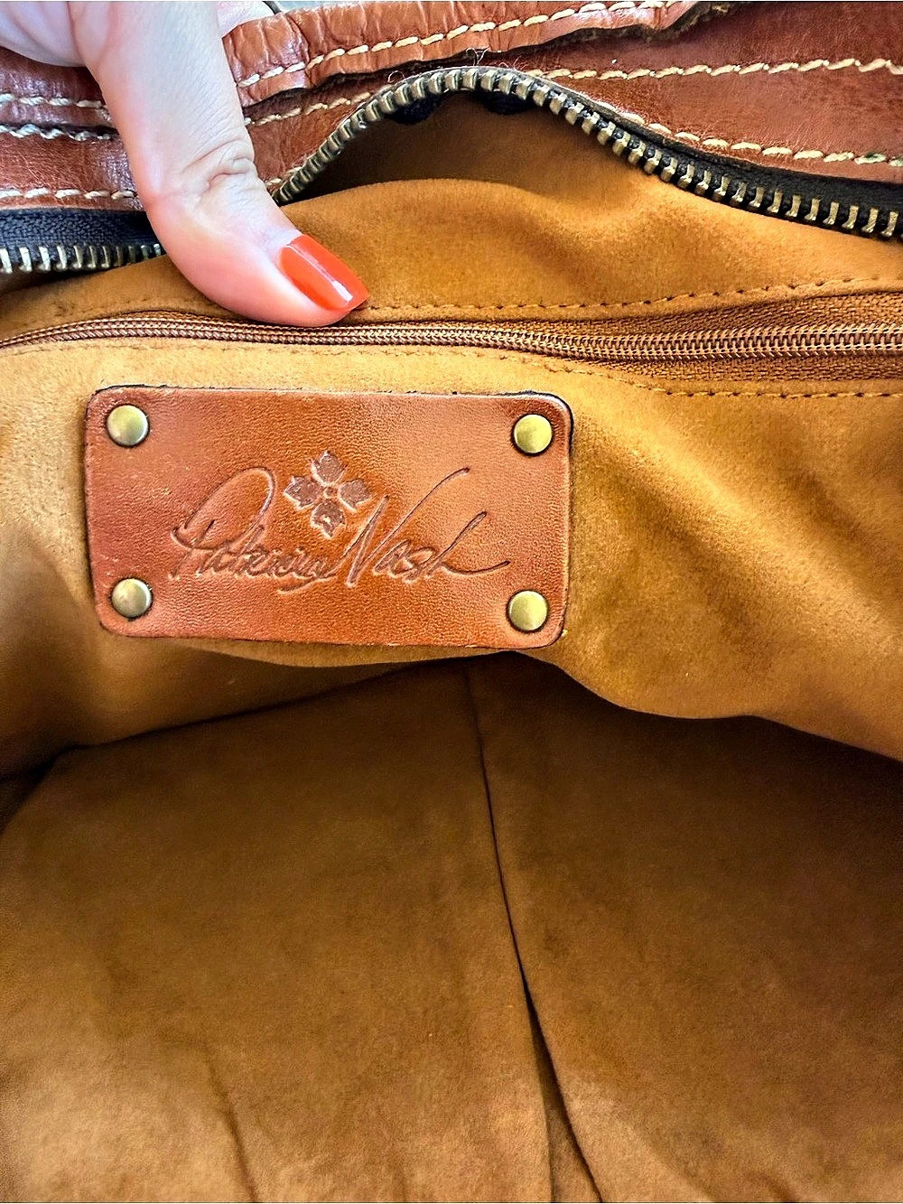 Patricia Nash Poppy Tote - Picture 4 of 11